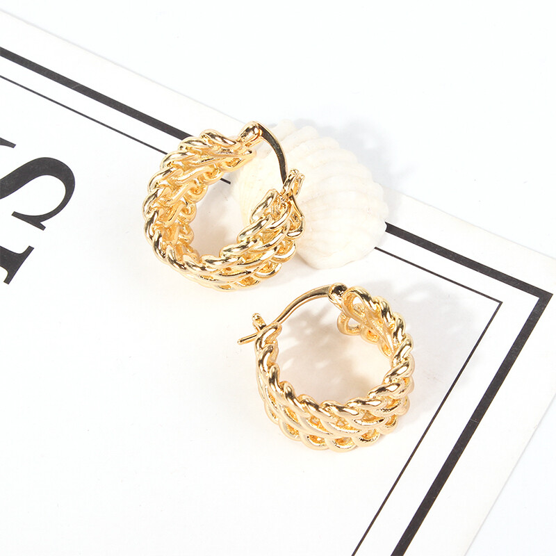 14K Gold Zinc Alloy Solid Geometric Linked Hoop Earrings ✨ NEW & TRENDY! ✨
