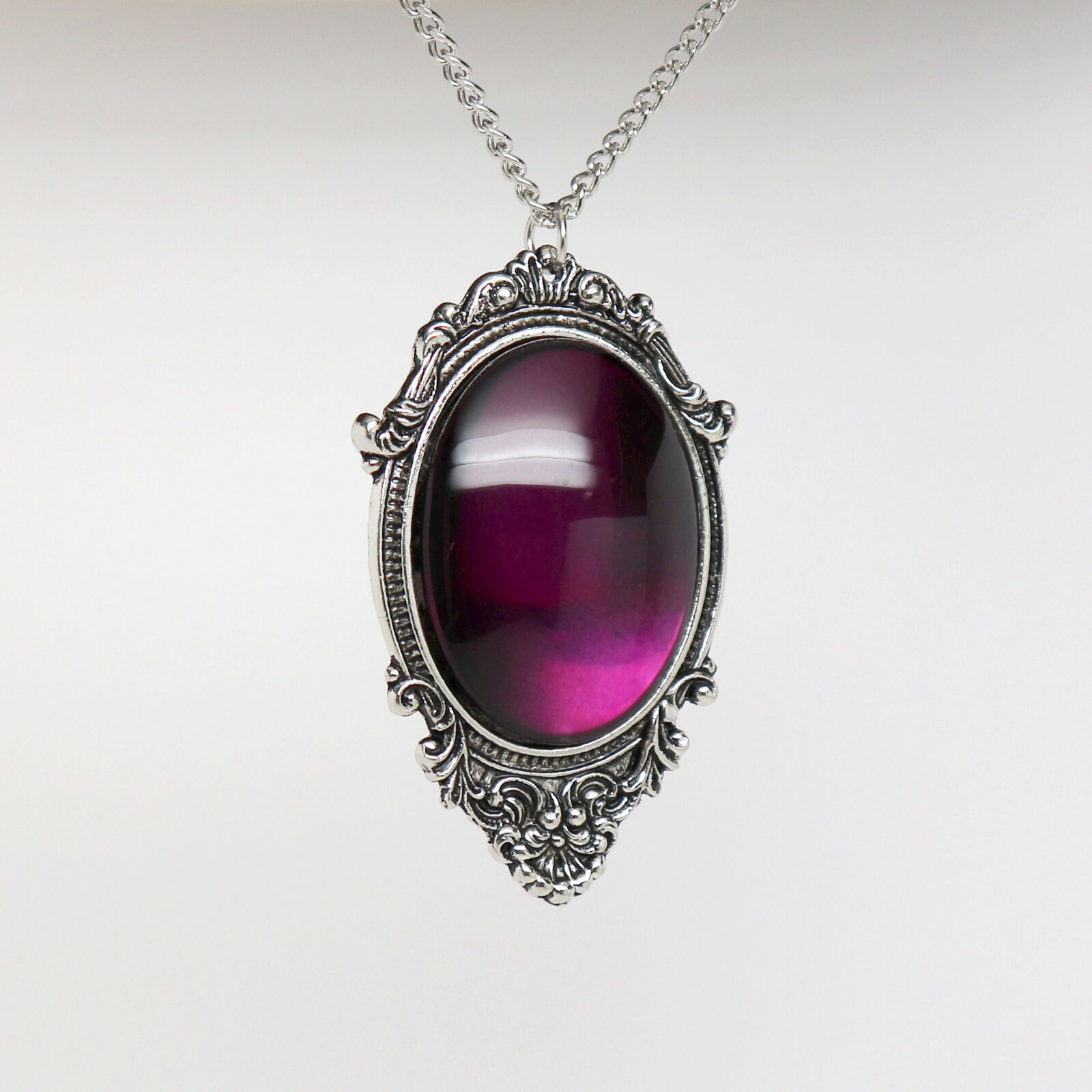Purple Oval Stone in Silver Pewter Frame Pendant Necklace Jewelry NK-620P
