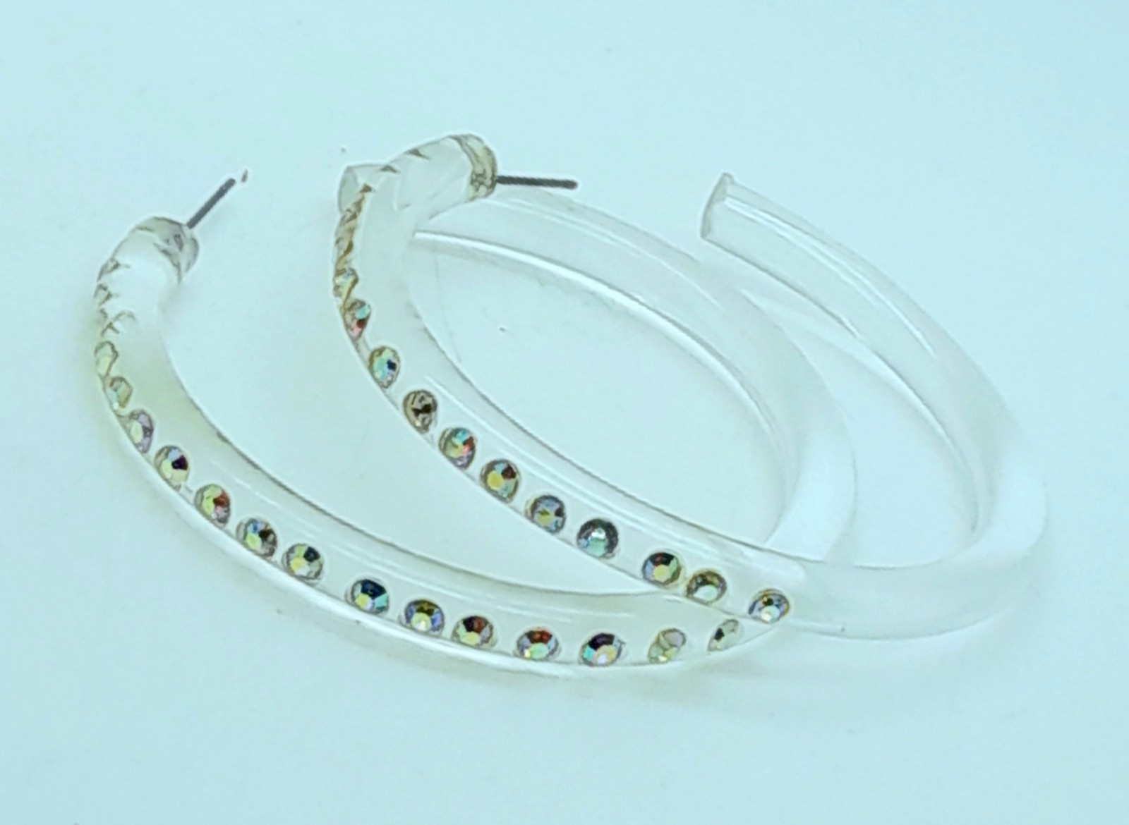 1.75 INCH THIN CLEAR WHITE PLASTIC HOOP WITH CLEAR AB RHINESTONE FASHION EARRING
