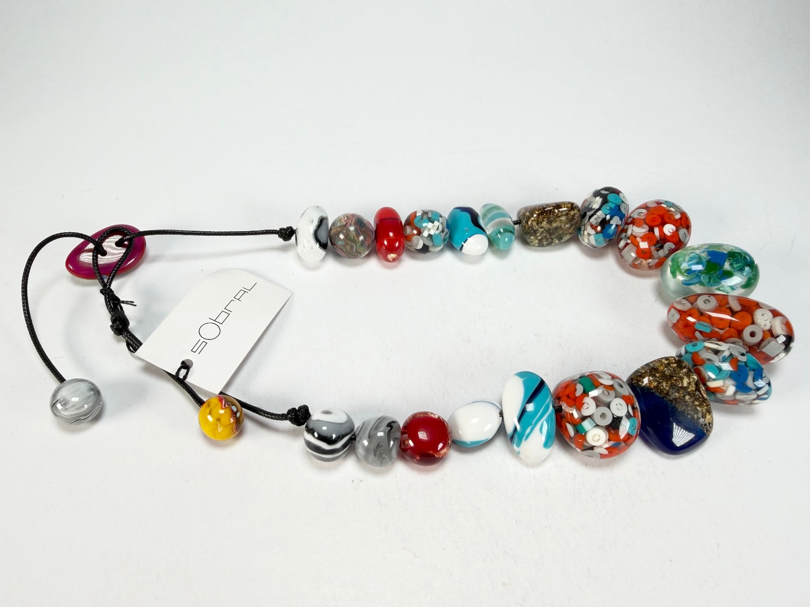 Sobral – Multi-Colour “Pebbles” Studio Creation Resin Necklace ( 000000 )