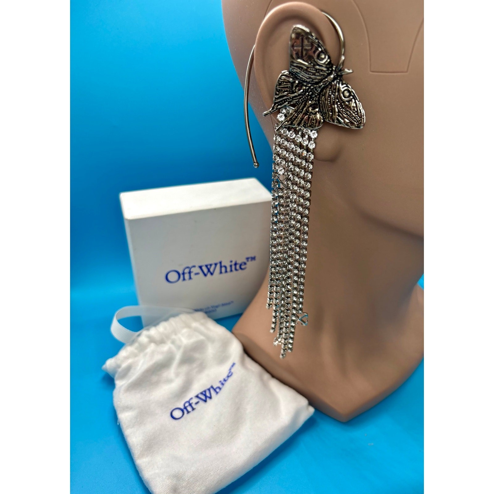 NIB – Off-White Silver Butterfly Bling Dangle Ear Cuff