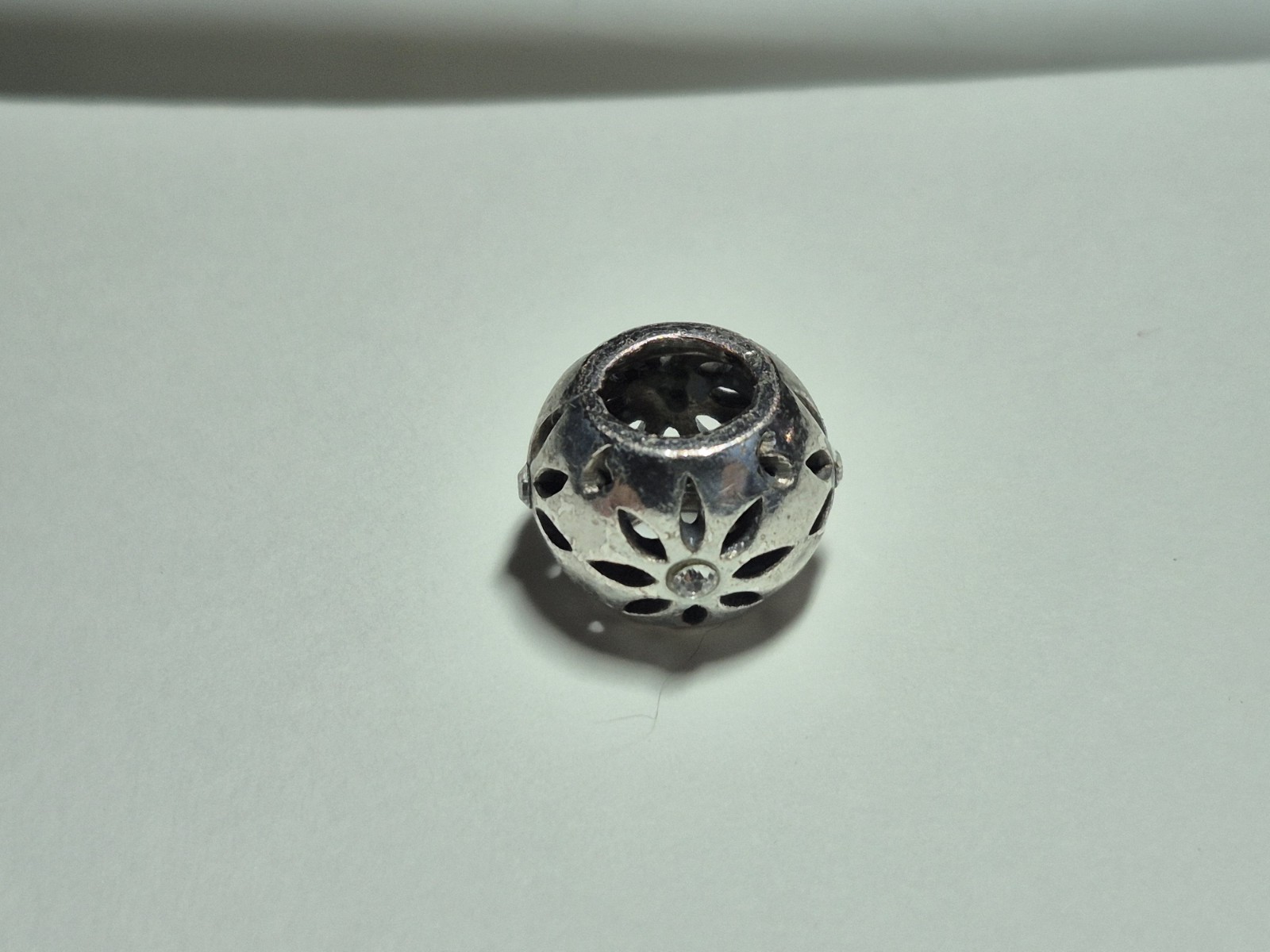 Brighton TRADE WINDS Silver Round Flower Crystal Charm
