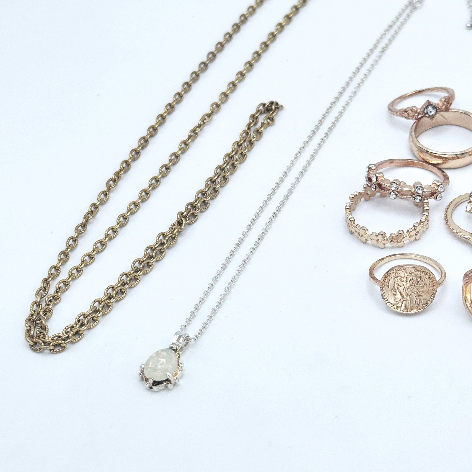 Fashion Jewelry Lot Rings & Necklaces Gold Tone Opalescent Pendant Mixed Sizes