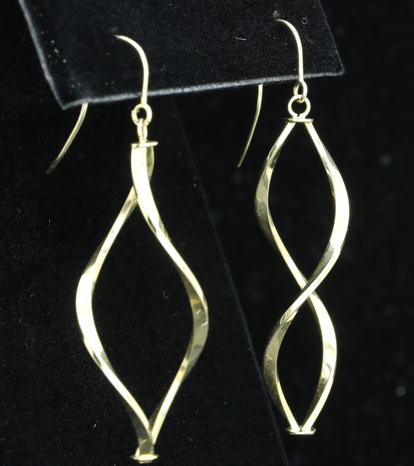 10K Y/G 1.9gr Earing”Wave “stile L-5.5 sm / 2 inch #1411