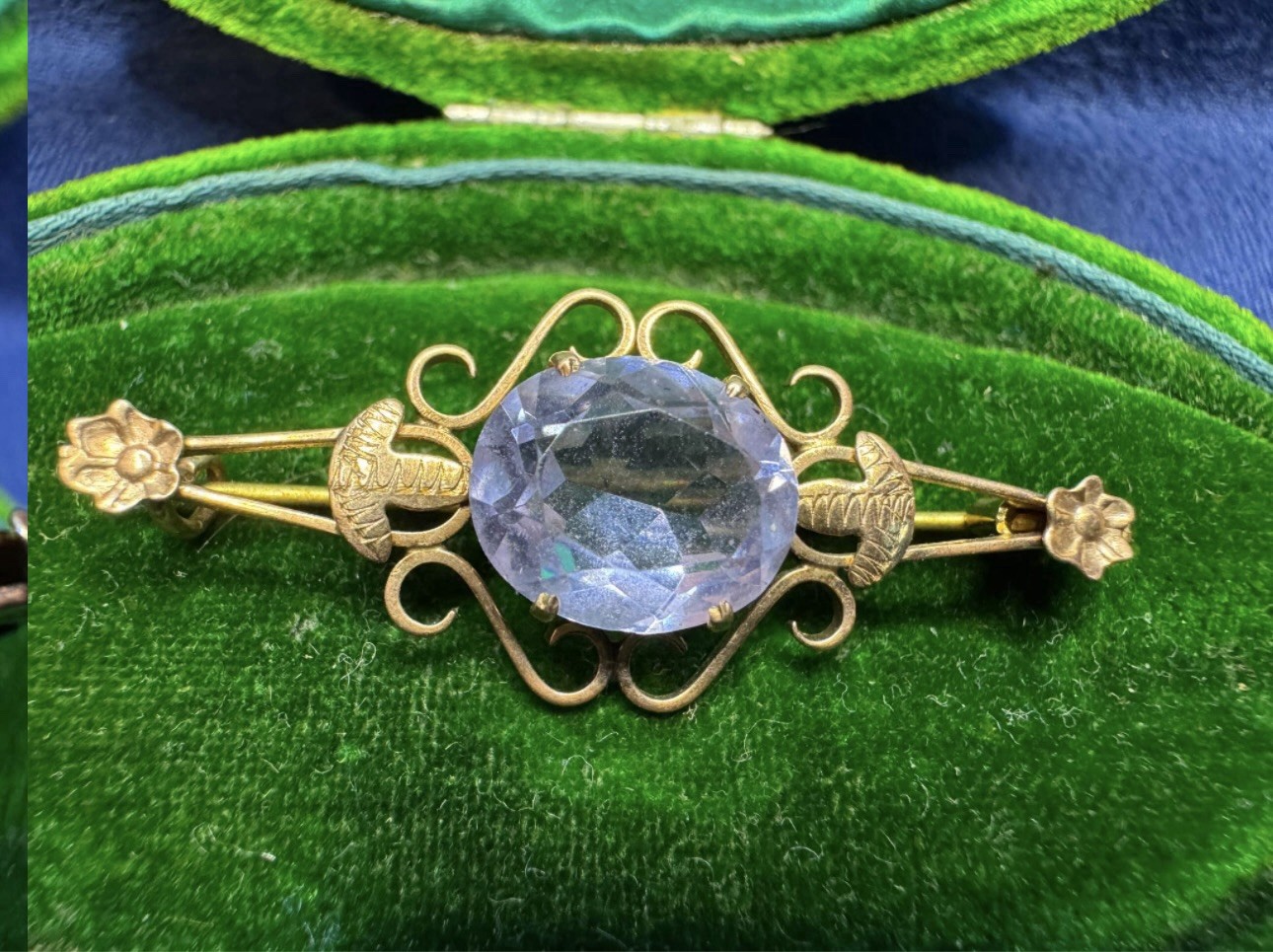 Vintage Alexandrite 9ct Gold Art Deco Brooch – Neodymium Glow XRF Confirmed