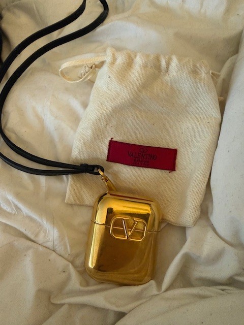 Valentino Garavani VLogo Airpods Case Necklace