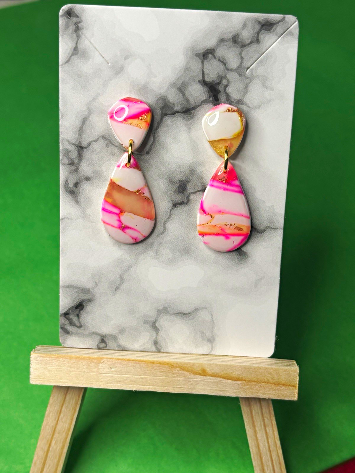 Handmade Teardrop Dangle Drop Hook Earrings Pink White and Gold