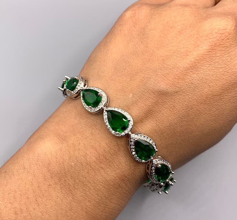 10 Ct Pear Cut Simulated Emerald Women HaloTennis Bracelet 14K White Gold Plated