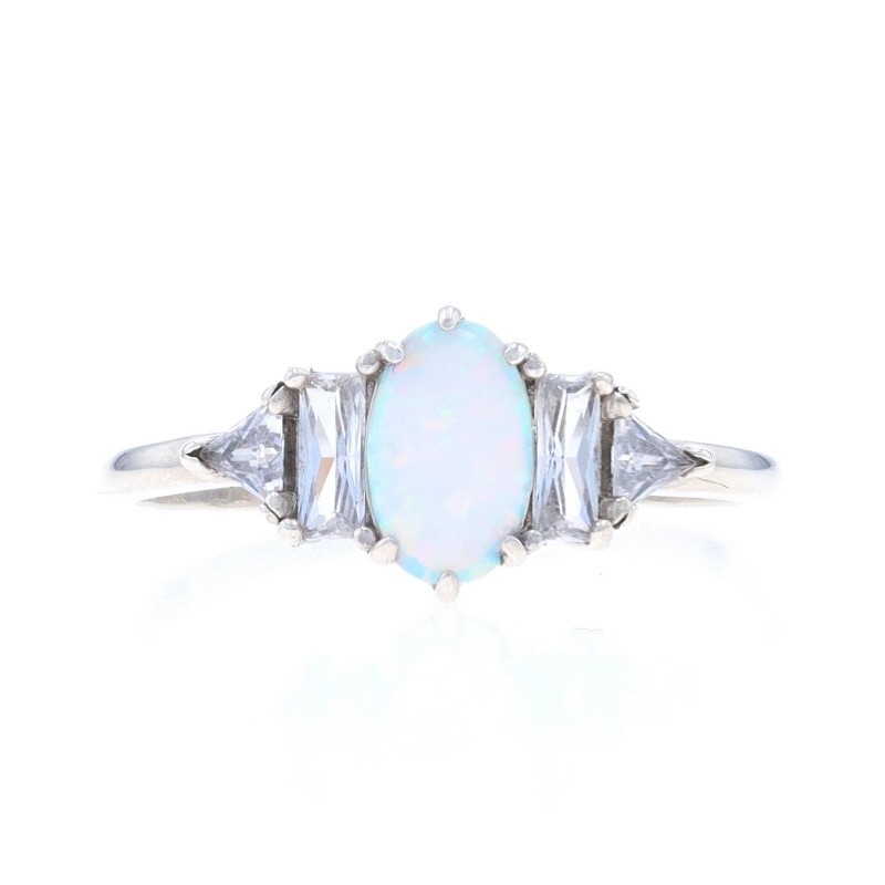 Sterling Silver Lab-Created Opal Cubic Zirconia Ring – 925 Oval Cabochon 1.62ctw
