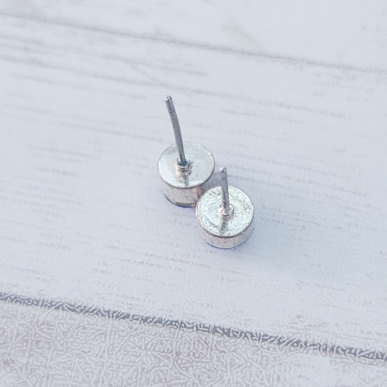 Blue Gem & Silver Tone Stud Earrings – 0.25″
