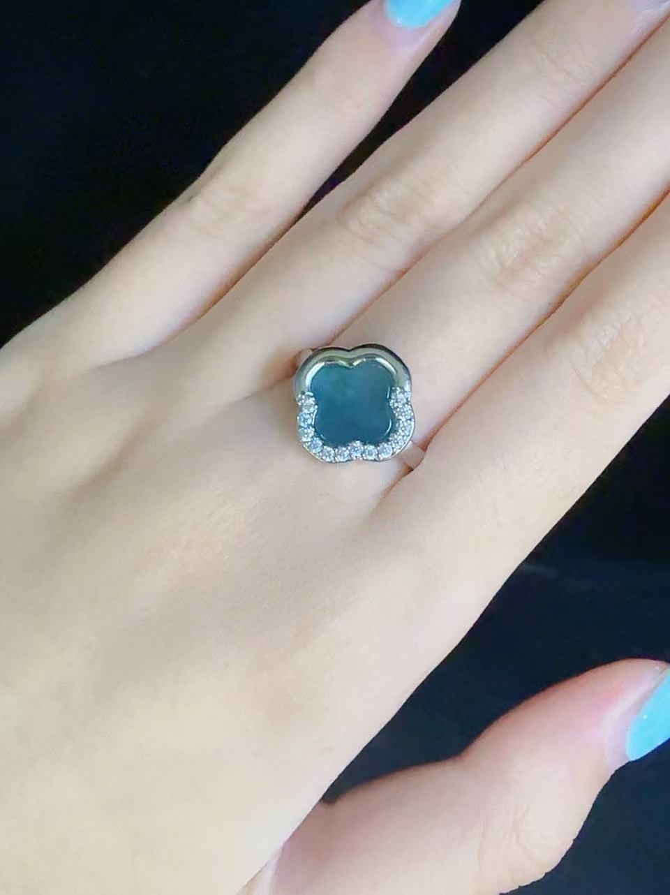 Natural sky blue jadeite gourd ring