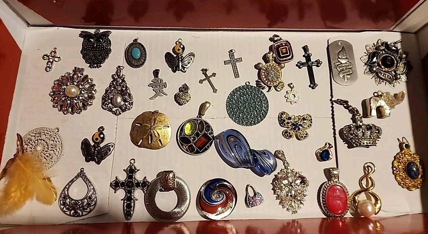35 Fashion Pendants Gold Tone Silver Tone Mixed Sizes Shapes Brands Etc Lot
