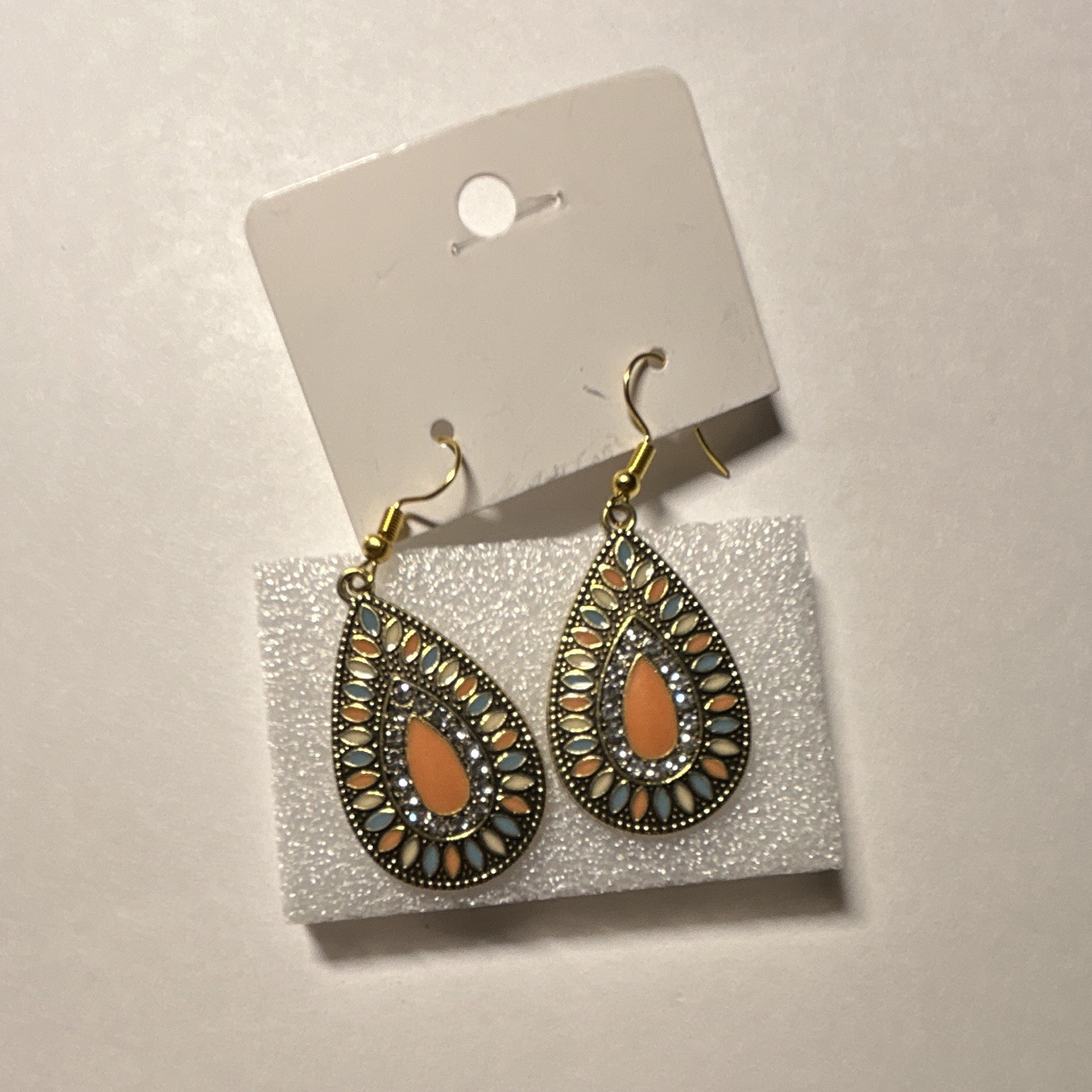 Gold Tone Teardrop Dangle/Drop Hook Earrings Orange Center Metal Lobe