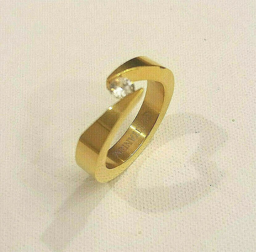 Bypass GOLD PLATED TITANIUM Tension Ring with 4.5mm Round CZ in sizes 5-6-7-8-9