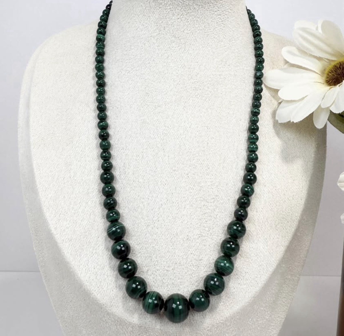 Malachite 19IN Twist Closure Bead Necklace 5-12.4MM