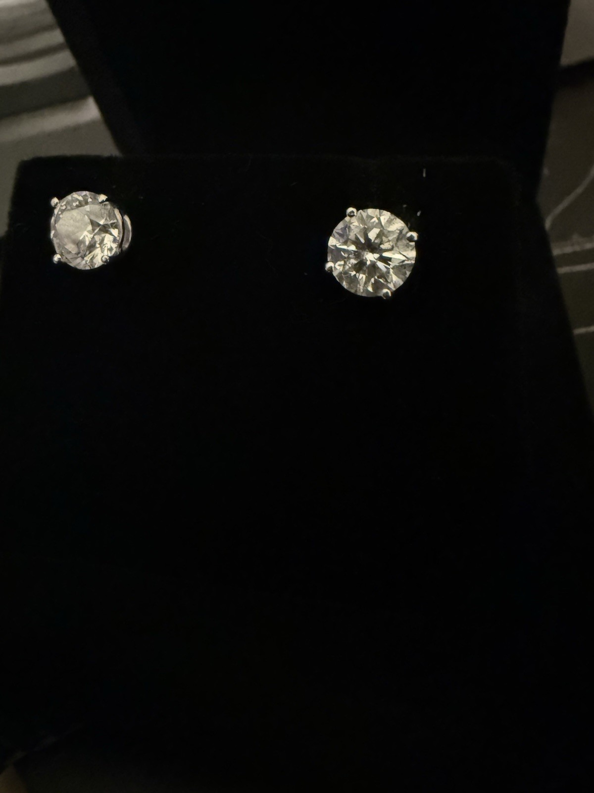 Real Diamond Earrings And Lab Diamond Earrings With Necklace