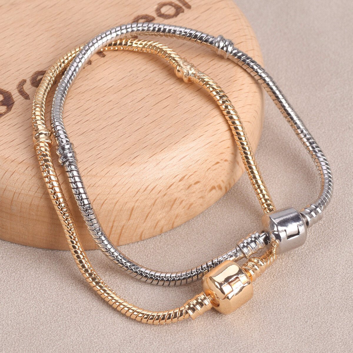 2pcs 18cm 19cm 20cm 21cm 22cm Gold/Silver Color Snake Chain Fit European Charms