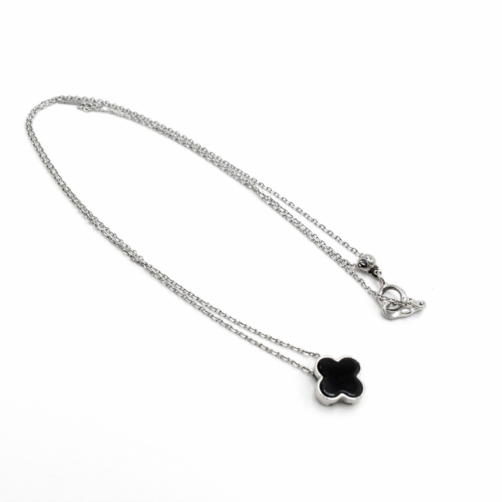 Vintage Solid 925 Sterling Silver Black Onyx Clover Pendant Necklace Fine Chain
