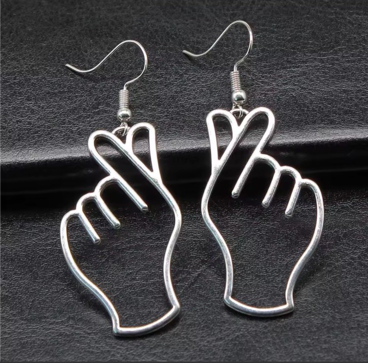 Finger Heart Gesture Design Dangle Earring Minimalist Alloy Jewelry Silver Tone