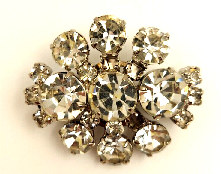 Broach/Pin Small Oval “Silver with Clear Crystal” Accents Approx 1.5 in