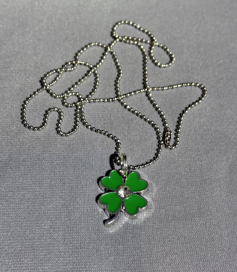 Four Leaf Clover pendant With Clear Stone Silver Tone Chain