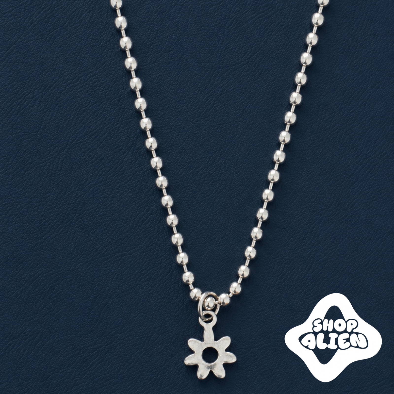 Silver Daisy Necklace Stainless Steel flower Necklace Minimalist Womens Charm