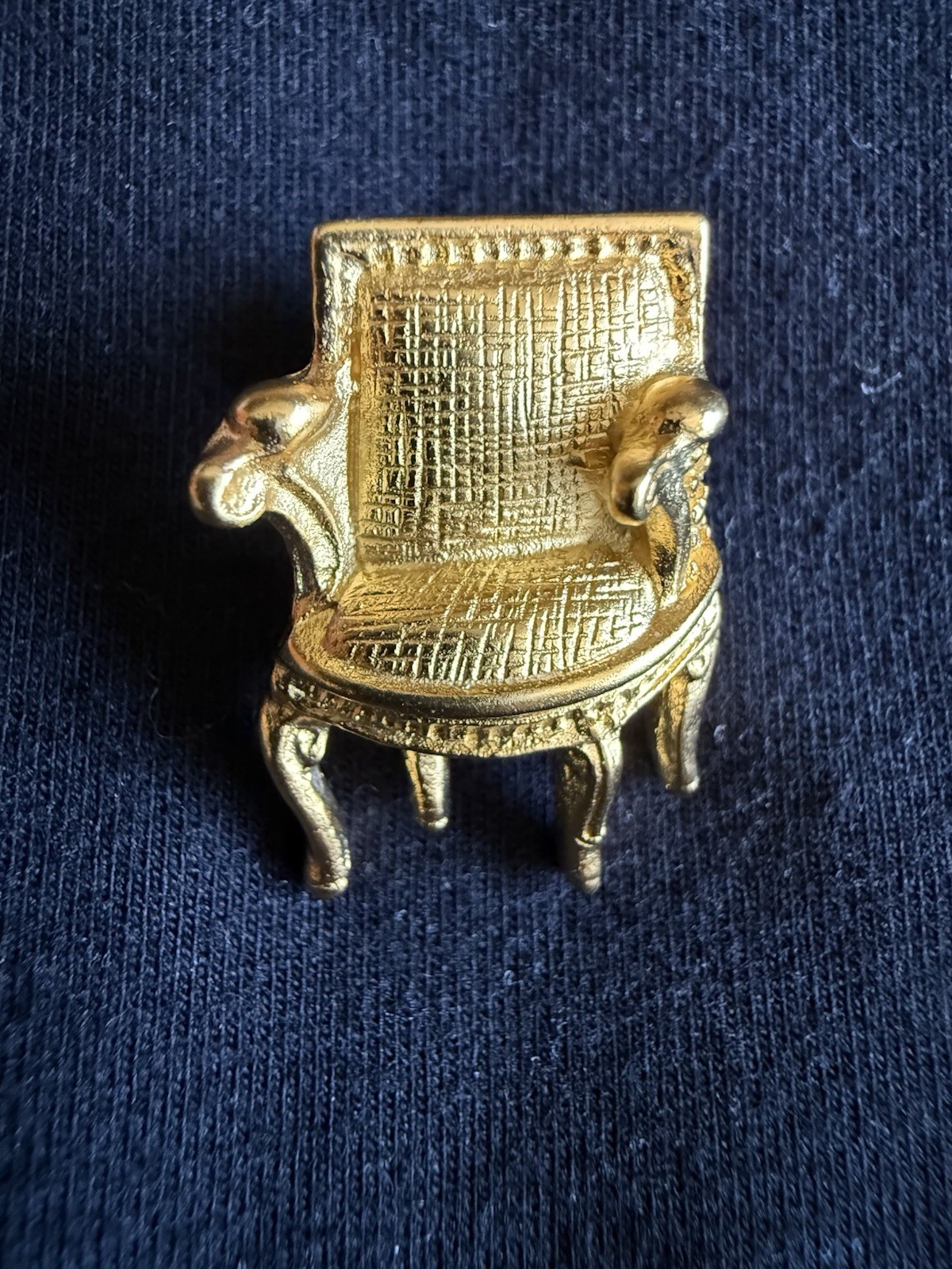 KARL LAGERFELD – VINTAGE MID 80’s – LOUIS XVI CHAIR PIN – VELVET BAG