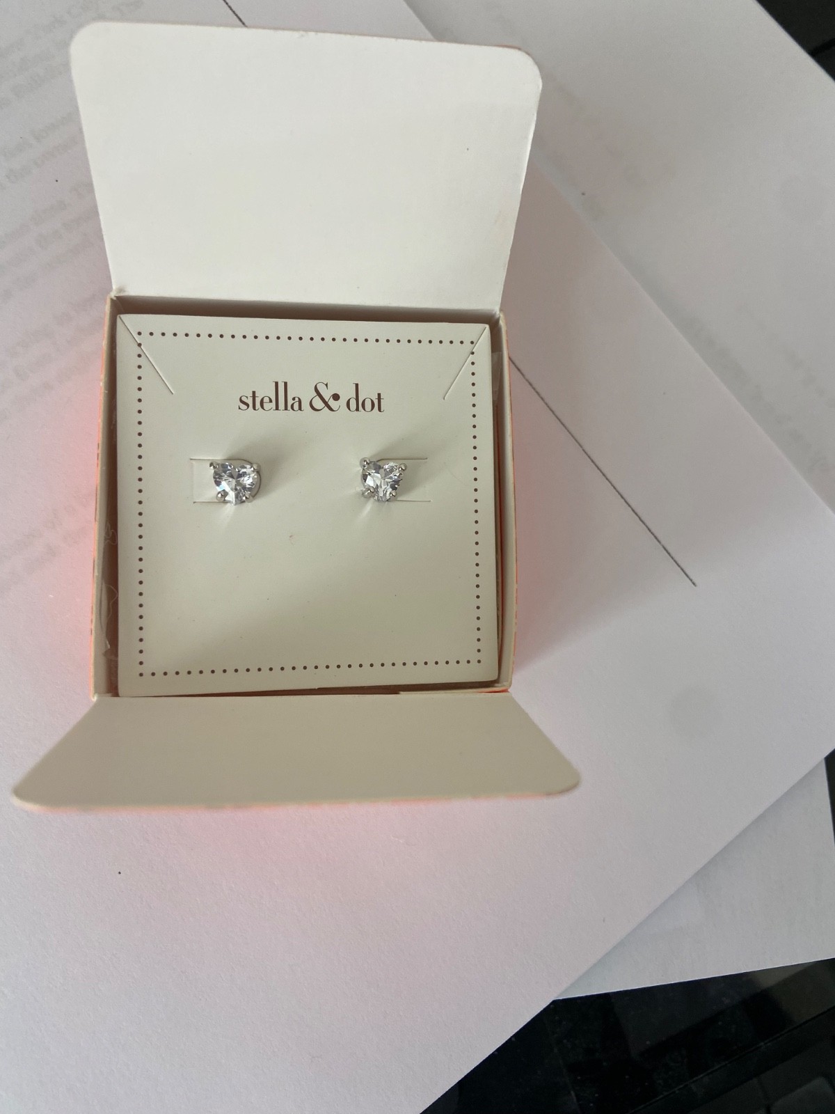 Stella & Dot Heart to Heart Studs new in box