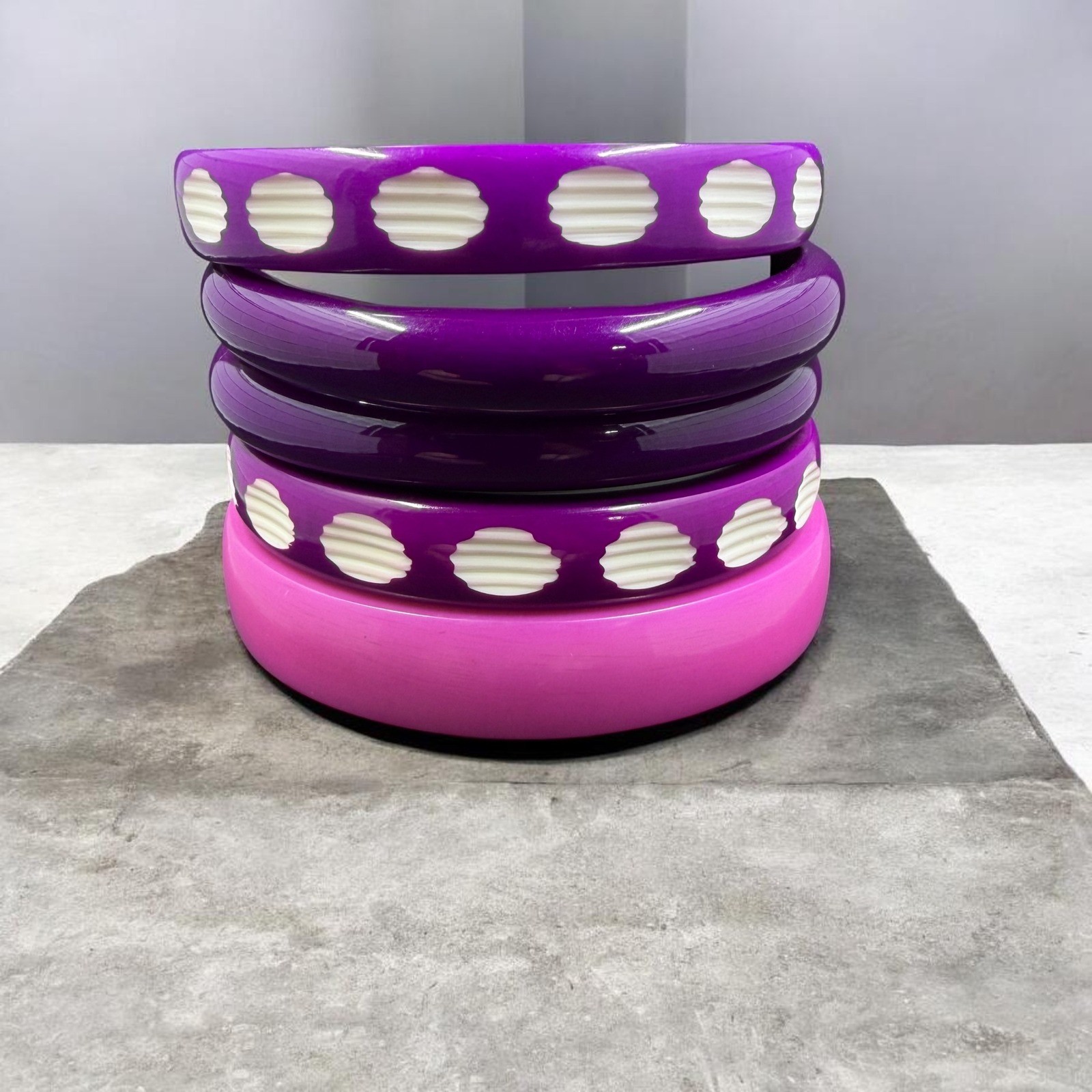 NWT Antika Collection Purple Pink Bangle Bracelet Set Retro Y2K Bold Size 8 25