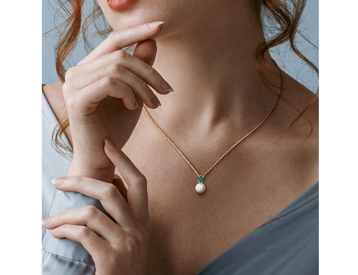 8.5-9mm Freshwater Cultured Pearl Pendant with Lab-Created Alexandrite Silver