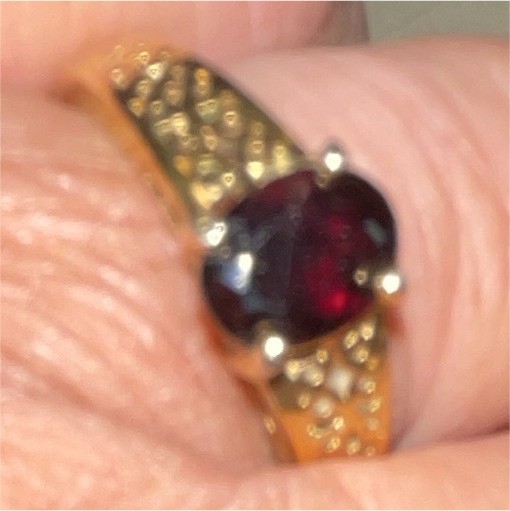 Gold Tone Metal Cocktail Ring Size 7 Round Red Stone Prong Set Beauty Theme