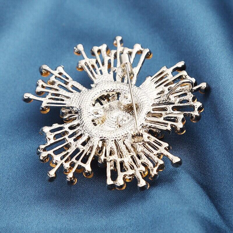 Exquisite Rhinestone Badges For Women Crystal Flower Vintage Brooch Jewelry Pin