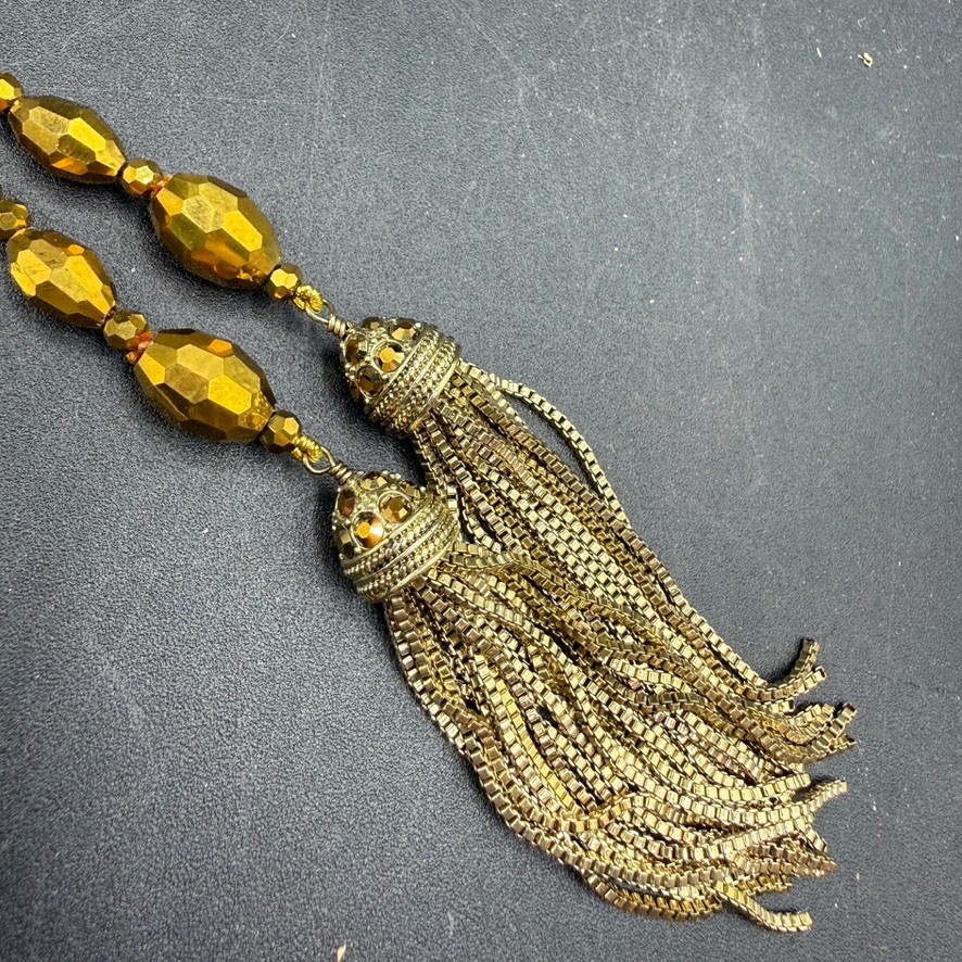 Heidi Daus Lariat Tassle Long Necklace Gold Crystals Statement Evening Aurora