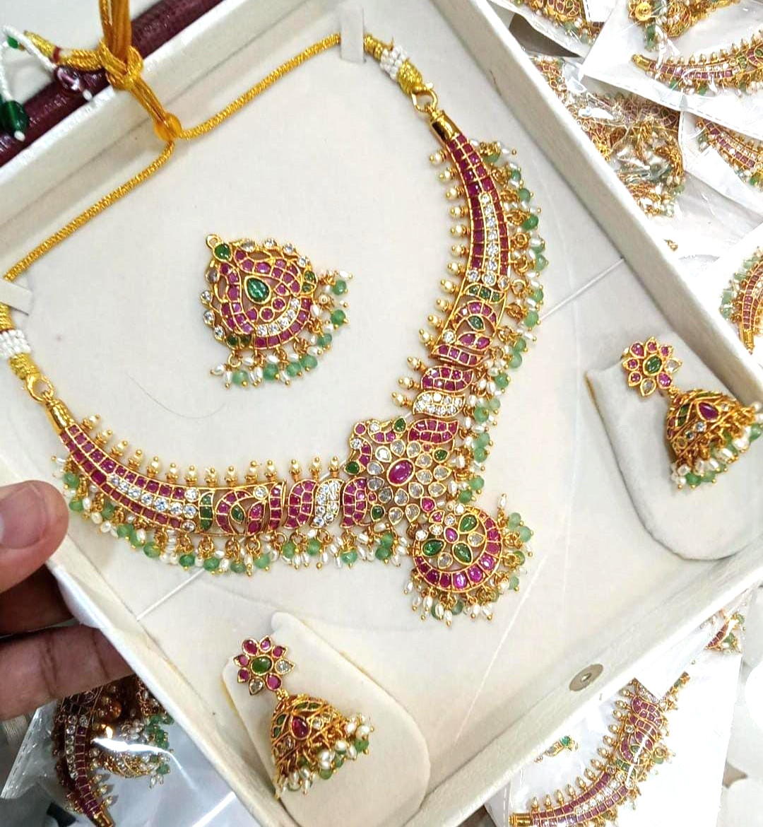 Gold-plated traditional Kempu necklace set