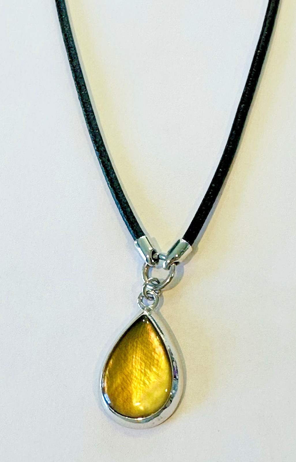 Lia Sophia Reversible Teardrop Pendant Necklace Tiger Eye Style Black Cord