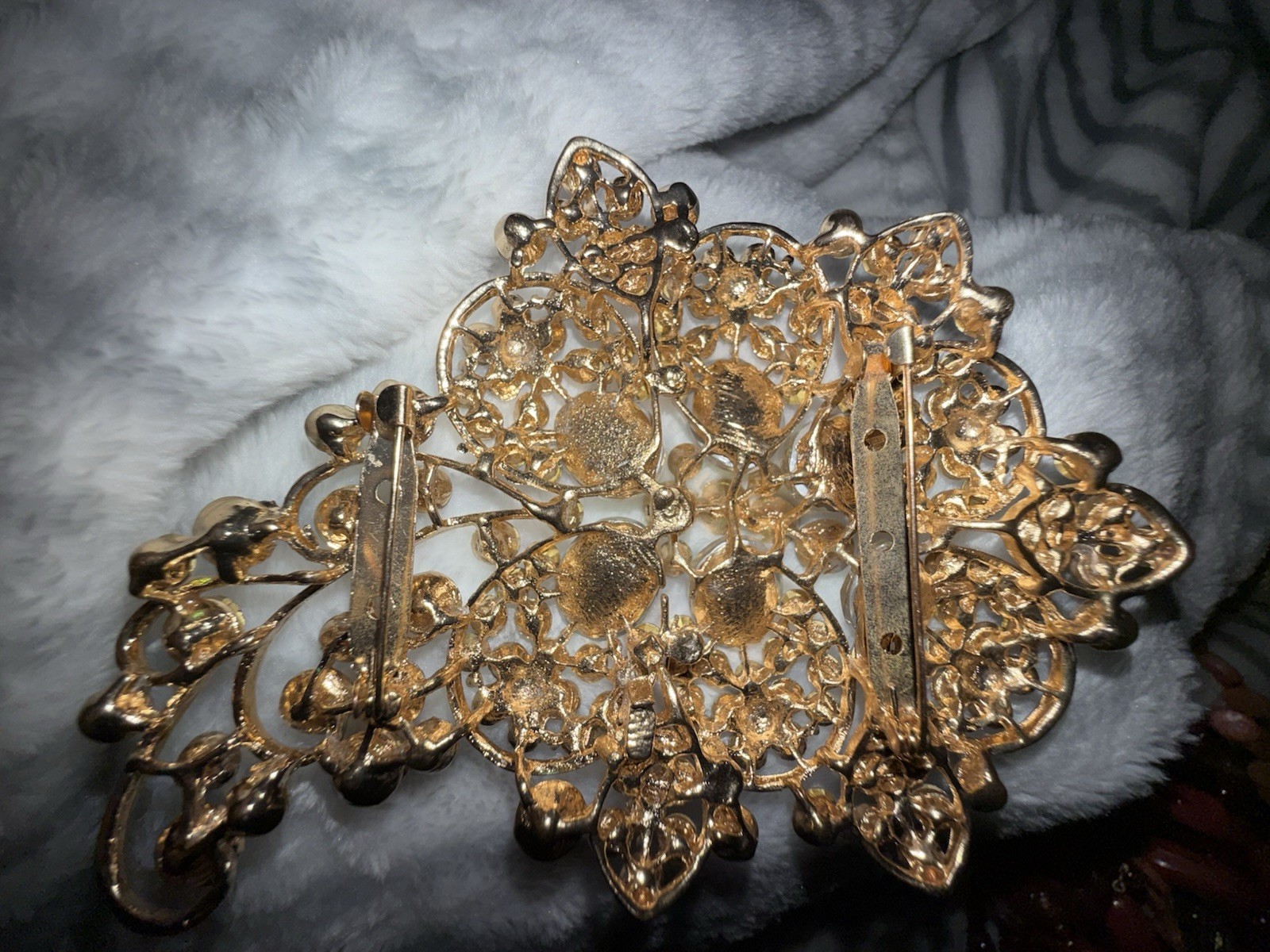 Gold Tone Multicolor Rhinestone Crystal Peacock Costume Brooch Pin