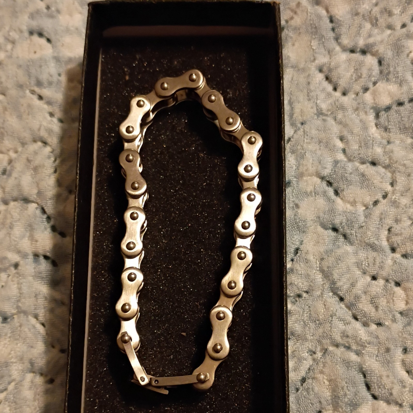Silver Tone Stainless Steel Bicycle Chain Link Bracelet Box Closure Biker