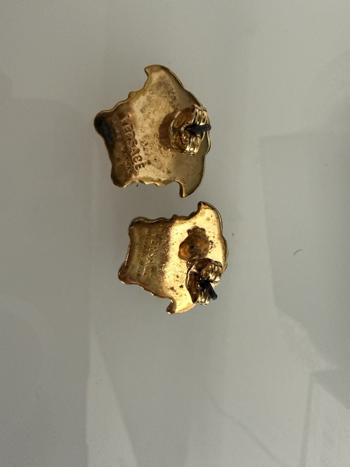 Authentic Versace Gold Medusa Stud Earrings DG2E553 w/ Box & SSENSE Tag