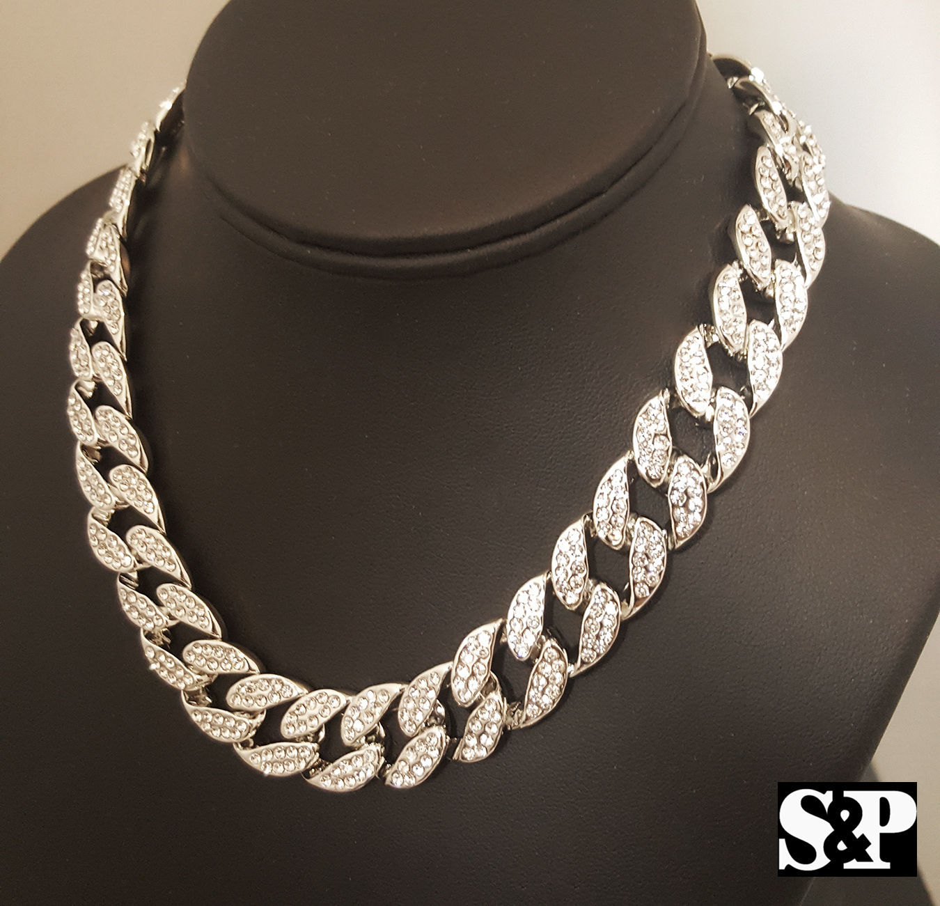 TEE GRIZZLEY HALF MAN HALF BEAST & 16″ Full Iced Cuban & Tennis Choker Chain Set
