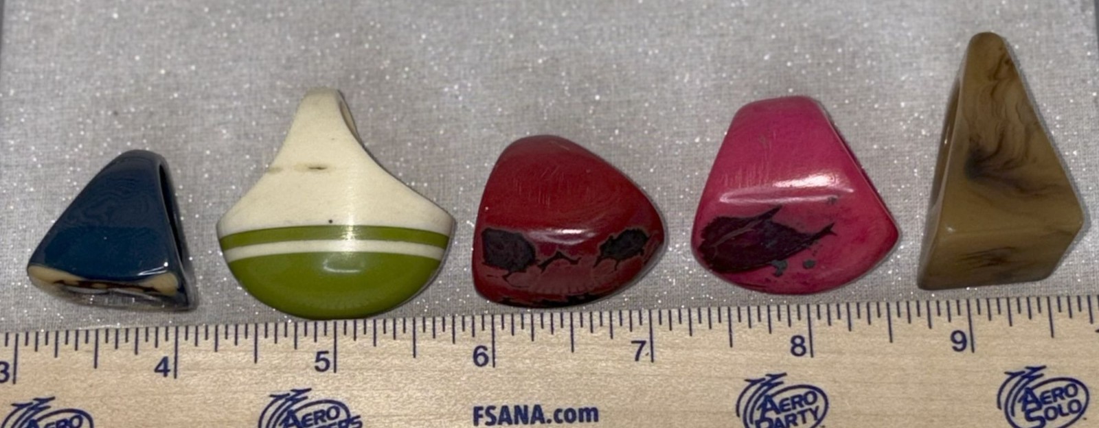 Vintage Retro Set Of 5 Vintage Chunky Resin Statement Rings Varied Colors Shapes