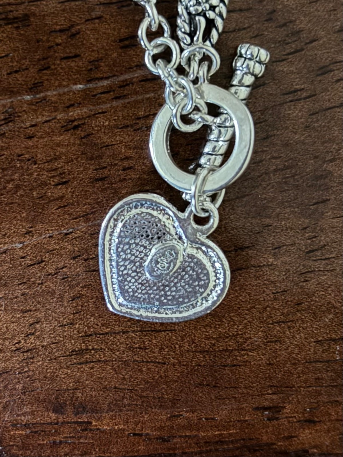 Premier Designs Everlasting Necklace – Silvertone and Goldtone w/ Heart Pendant