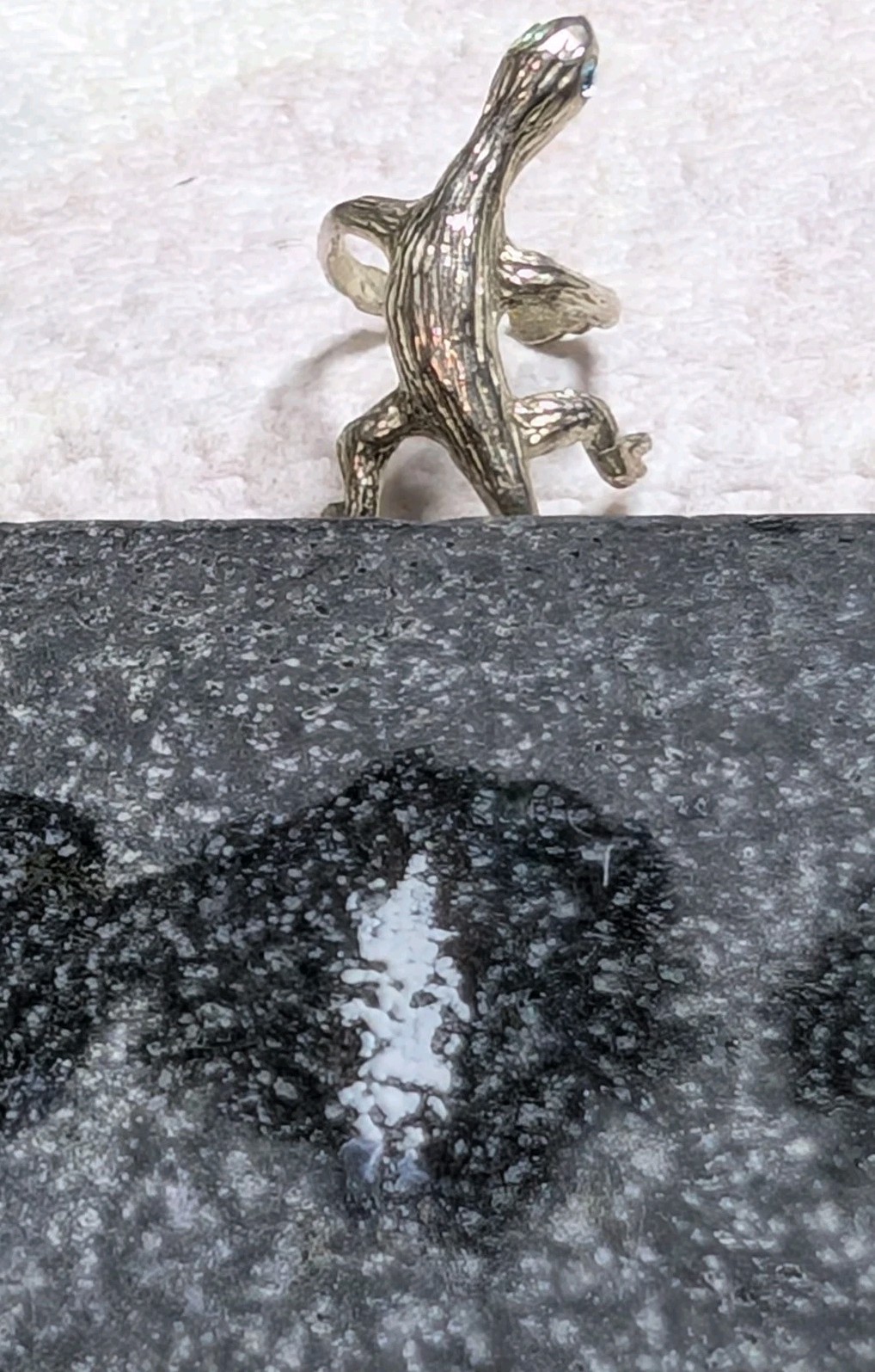 Sterling Silver Blue Crystal Eyed Lizard Gecko 925 Right Earring Ear Cuff – 1.5g