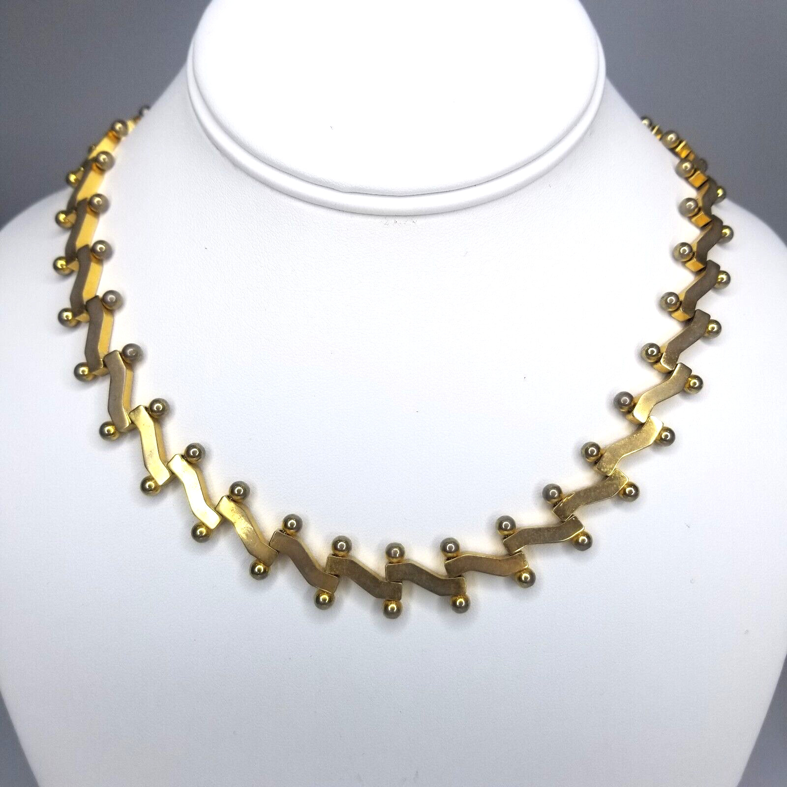 Zig Zag Statement Necklace Flat Barbell Gold Tone 18 In L x 1/2 In Clasp Closure