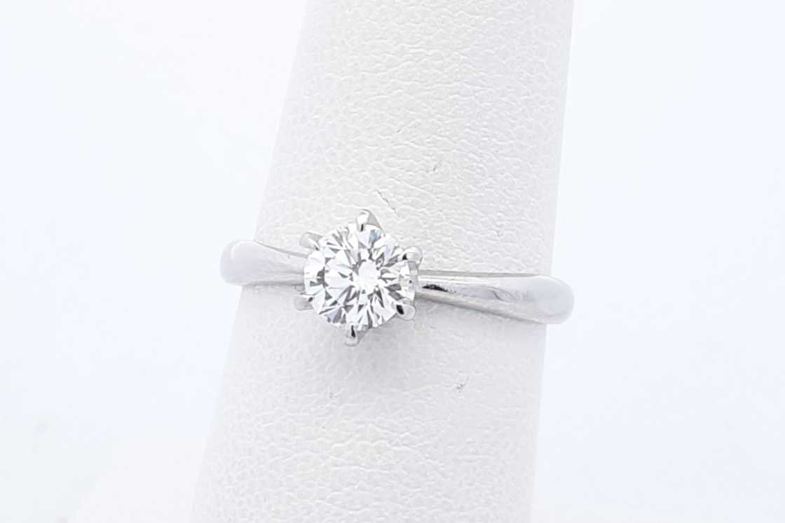 0.54ctw Diamond Solitaire Ring In Platinum 3.2 Grams Size 6 Eb0126prxde