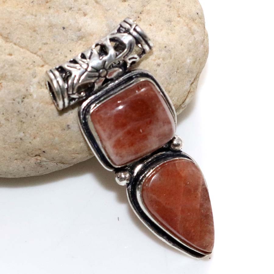 Long Sunstone 925 Silver Plated Pendant 1.7″ Red & Green Festive Jewelry MJ