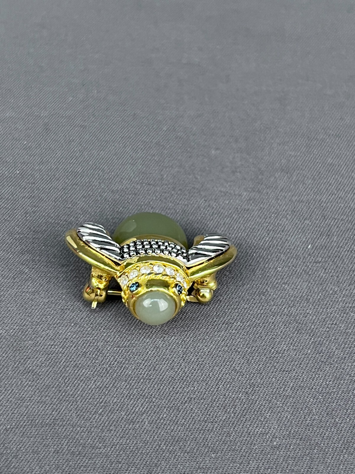 2 Joan Rivers Carnelian Spider & Faux Jade Just Do It Bee Brooches w/Crystals