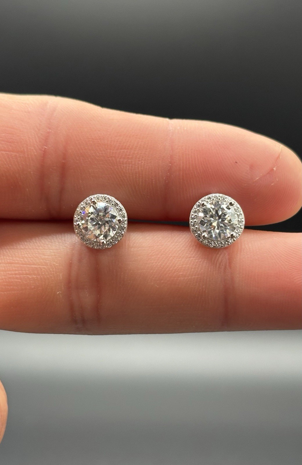 VVS1 MoissaniteRound Halo Cubic Stud Earrings Silver Tone White Butterfly Back