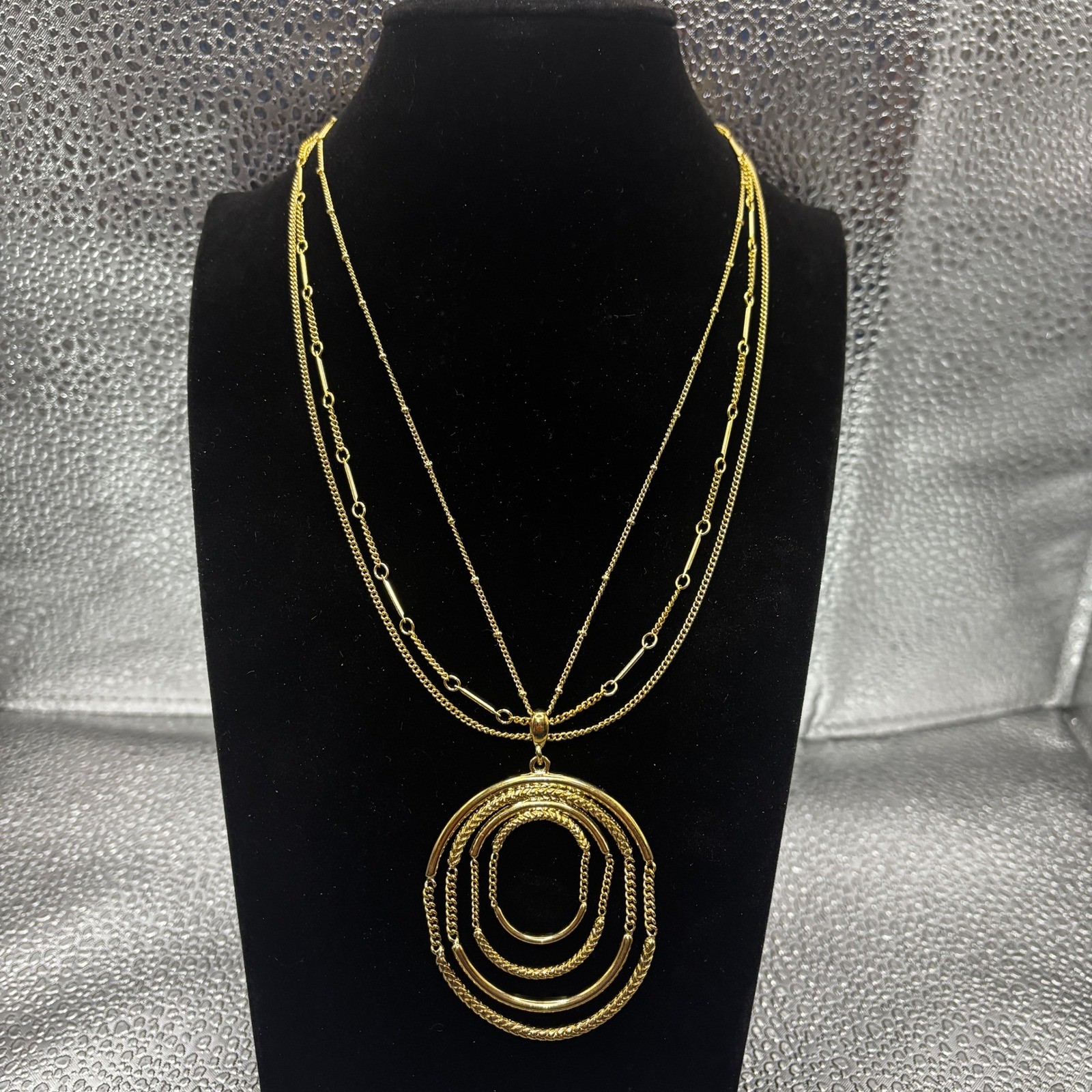 Apt. 9 Gold Tone Layered Multi Strand Necklace Large Tiered Oval Pendant 16 Inch