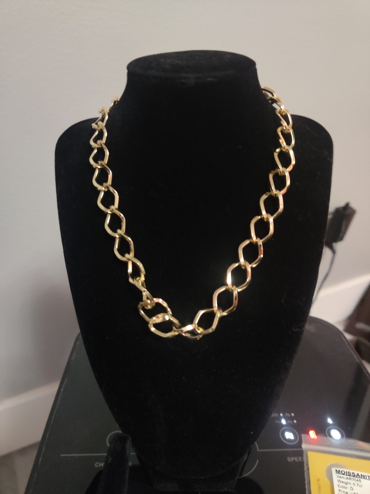Gold-Tone Metal Oval Link Chain Necklace, Chain Style, Lobster Clasp Closure