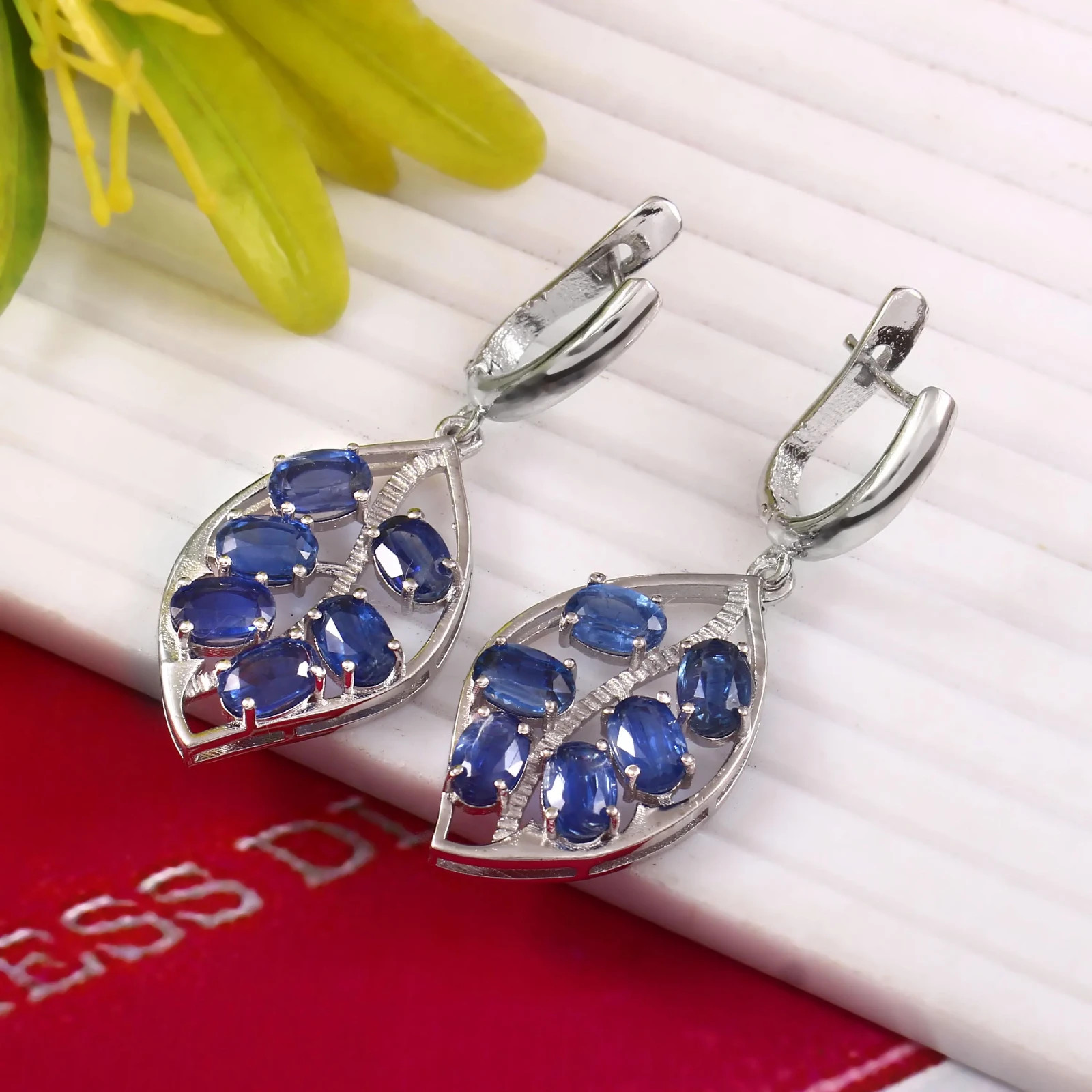Natural Blue Kyanite Dangle Earrings 925 Sterling Silver Leaf Design 6x4mm Oval